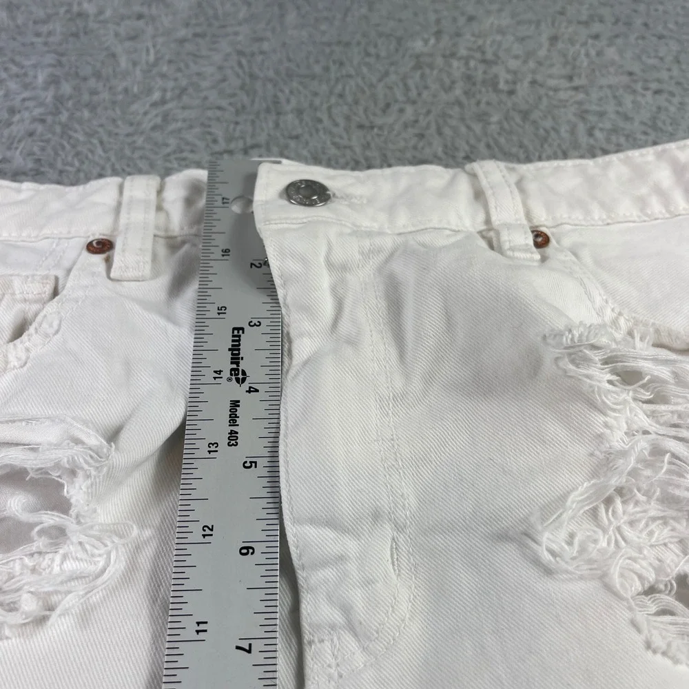 American Eagle Highest Rise Baggy Short White Distressed Denim Size 12 Waist